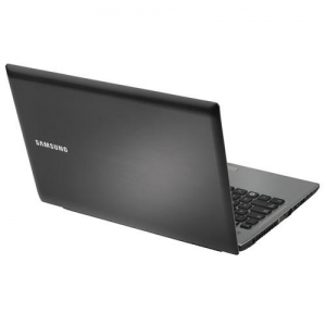 SAMSUNG Q330-JS02 / i3 370M / 13.3" HD / 3072 / 320 / GF310M (512) / DVDRW / WiFi / BT / W7 HP