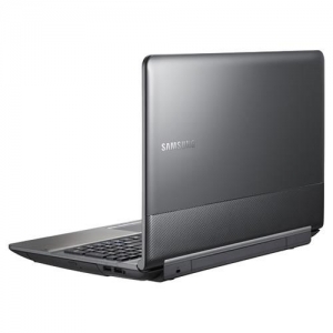 SAMSUNG RC510-S04 / i3 380M / 15.6" HD / 4 Gb / 500 / GF315M 1Gb / DVDRW / WiFi / CAM / W7 HP / Black