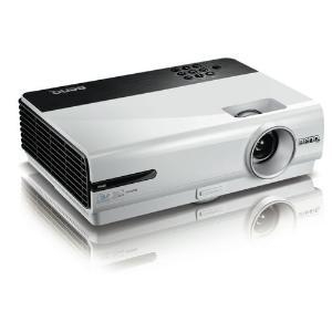 BenQ W600 DLP / 1280x720 / 2600 ANSI / 3000:1 / 34db / 2.7kg / 2*HDMI