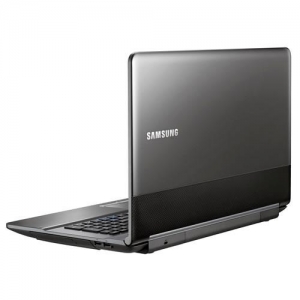 SAMSUNG RC710-S03 / i5 480M / 17.3" HD+ / 4 Gb / 500 / GF315M 1Gb / DVDRW / WiFi / BT / W7 HP / Black