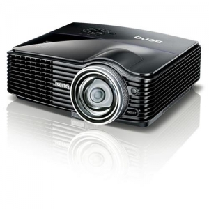 BenQ MP782 ST DLP / 1024x768 / 2500 ANSI / 3500:1 / 32db / 3.5kg /  DVI-D + LAN / 3D Ready