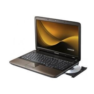 SAMSUNG R540-JS0B / i3 370M / 15.6" HD / 3 Gb / 320 / HD545v 512Mb / DVDRW / WiFi / BT / CAM / W7 HB / Brown-Black